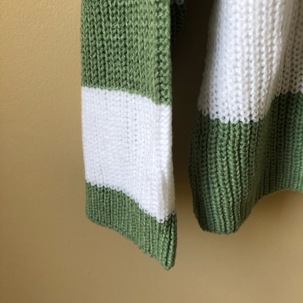 Wide Sleeve Sweater - Picture 5 of 8